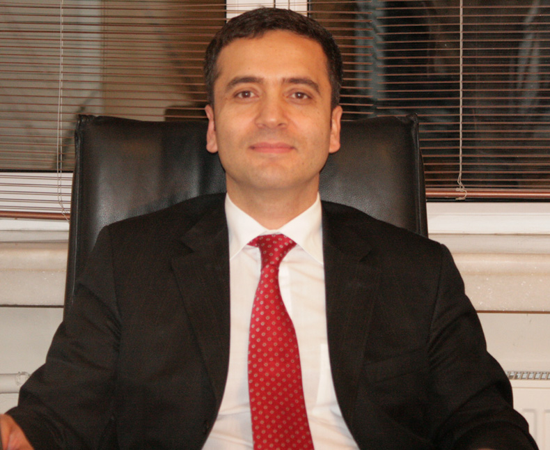 Jinekolog ve cinsel terapist Dr. Sleyman Eserda 